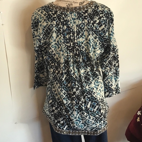 V Christina Top - Picture 5 of 8